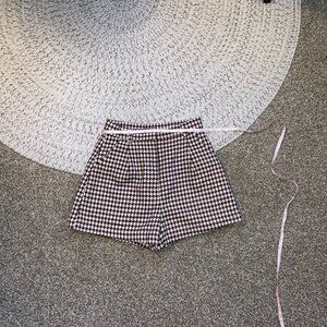 Fourteen & 9th - Houndstooth Shorts - S